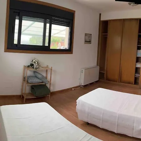 Canido, Casa De Invitados